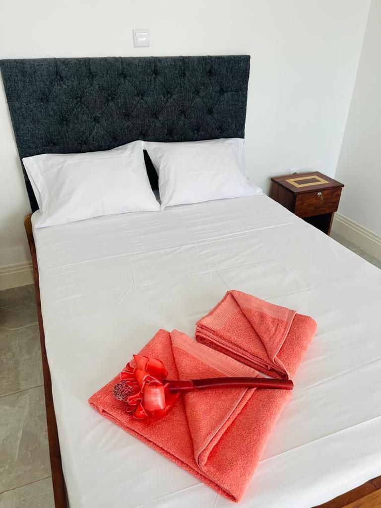 Hotel Kenito Sao Tome Luaran gambar