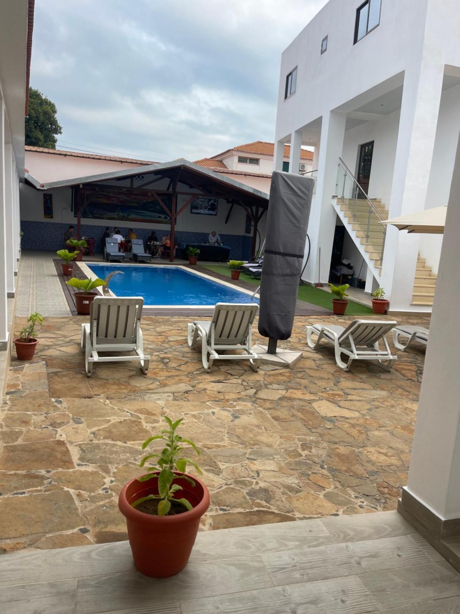 Hotel Kenito Sao Tome Luaran gambar