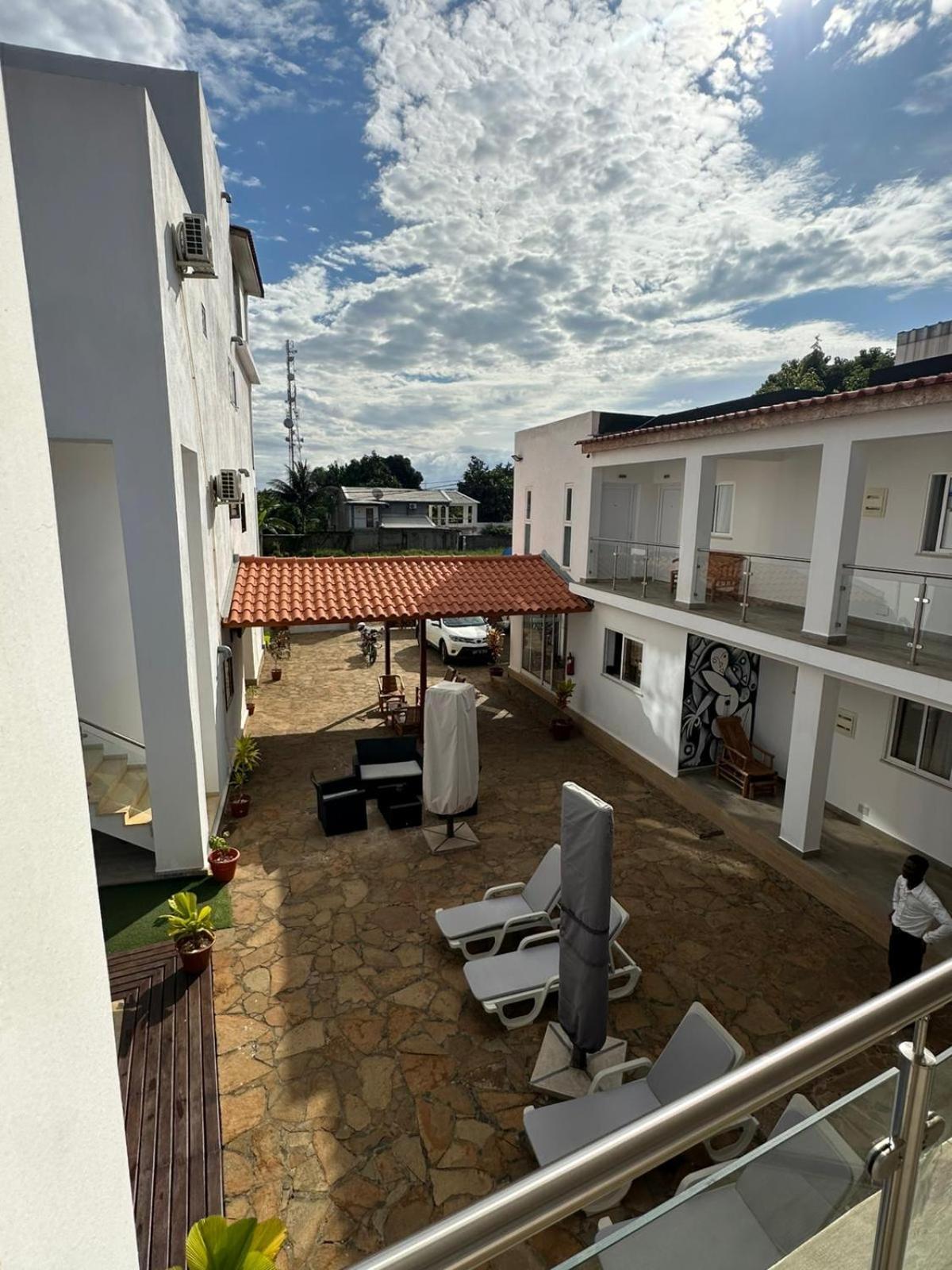 Hotel Kenito Sao Tome Luaran gambar